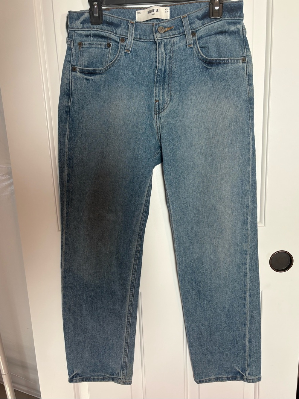 Hollister Men's Loose Straight Fit Jeans Medium Wash